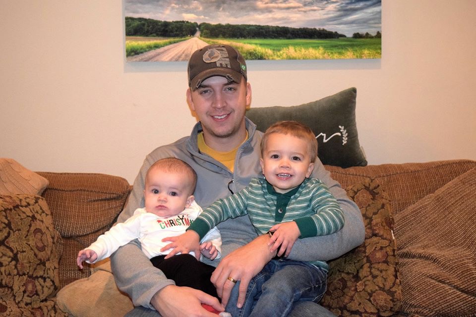 27993E75-E1D9-4D17-B9AD-DE6FE0B2A548